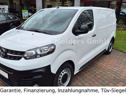 Weiß Gebraucht 2022 Opel Vivaro Edition Van | 22.950 € (Etwas zu teuer)