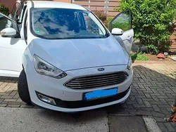 Weiß Gebraucht 2016 Ford Grand C-Max Titanium Van / Kleinbus | 9.999 € (Guter Preis)