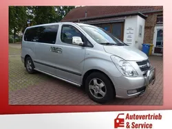 Silber Gebraucht 2010 Hyundai H-1 Van / Kleinbus | 11.990 € (Etwas zu teuer)