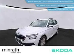 Weiß Gebraucht 2022 Skoda Kamiq Active SUV | 16.880 € (Fairer Preis)