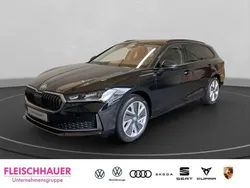 Schwarz Gebraucht 2024 Skoda Superb Selection Kombi | 33.490 € (Superpreis)