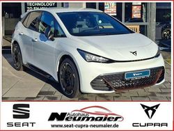 Weiß Neu 2025 Cupra Born Kleinwagen | 40.950 € (Etwas zu teuer)