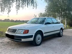 Weiß Gebraucht 1993 Audi 100 Limousine | 1.900 €