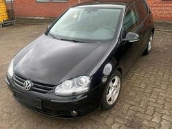 Schwarz Gebraucht 2008 VW Golf V Edition Kleinwagen | 2.950 € (Fairer Preis)