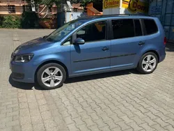 Blau Gebraucht 2011 VW Touran Trendline Van / Kleinbus | 6.250 € (Fairer Preis)