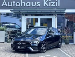 Schwarz Gebraucht 2020 Mercedes CLA180 Shooting Brake AMG line Kombi | 22.811 € (Etwas zu teuer)