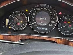 Grau Gebraucht 2005 Mercedes CLS350 Coupé | 7.500 € (Guter Preis)