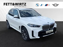 Alpinweiss Gebraucht 2024 BMW X5 M Sport SUV | 76.888 €