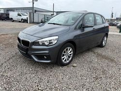 Grau Gebraucht 2016 BMW 218 Active Tourer Sport Line Van / Kleinbus | 6.850 € (Superpreis)