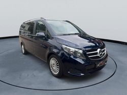Blau Gebraucht 2017 Mercedes V250 Edition Van / Kleinbus | 39.000 € (Guter Preis)