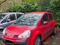 Rot Gebraucht 2011 Renault Modus Van / Kleinbus | 4.500 € (Teuer)