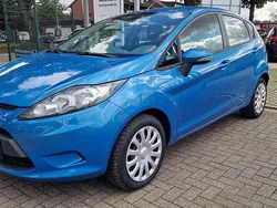 Redbull blau Gebraucht 2012 Ford Fiesta Trend Kleinwagen | 5.950 € (Etwas zu teuer)