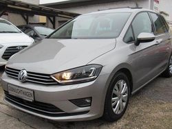 Beige Gebraucht 2016 VW Golf Sportsvan Highline Van / Kleinbus | 15.987 € (Fairer Preis)