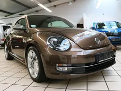 Braun Gebraucht 2013 VW Beetle Design Cabrio | 16.500 € (Teuer)