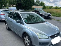 Grau Gebraucht 2005 Ford Focus Kleinwagen | 500 € (Superpreis)