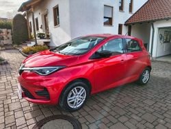 Rot Gebraucht 2020 Renault Zoe Life Kleinwagen | 10.750 € (Guter Preis)
