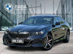 Schwarz Neu 2025 BMW 530e M Sport Limousine | 72.490 €