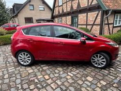Rot Gebraucht 2015 Ford Fiesta Titanium Kleinwagen | 7.500 € (Fairer Preis)
