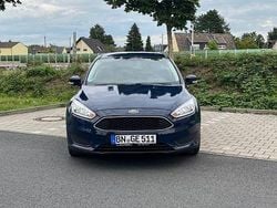 Blau Gebraucht 2016 Ford Focus Ambiente Limousine | 7.200 € (Guter Preis)