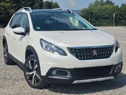 Weiß Gebraucht 2017 Peugeot 2008 SUV | 11.989 € (Etwas zu teuer)