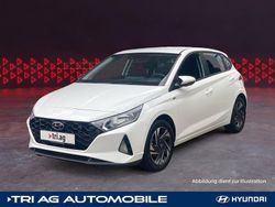 Polar white / sol Gebraucht 2022 Hyundai i20 Trend Limousine | 16.490 € (Etwas zu teuer)