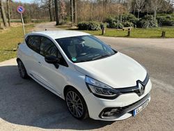 Weiß Gebraucht 2017 Renault Clio IV R.S. Kleinwagen | 13.399 € (Fairer Preis)