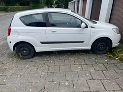 Weiß Gebraucht 2008 Chevrolet Aveo LS Limousine | 850 € (Fairer Preis)