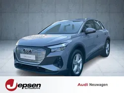 Kieselgrau Neu 2025 Audi Q4 e-tron Comfort SUV | 52.460 € (Etwas zu teuer)
