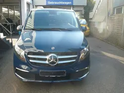 Blau Gebraucht 2019 Mercedes V220 Van / Kleinbus | 38.490 € (Guter Preis)