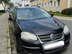 Schwarz Gebraucht 2008 VW Golf V Kombi | 2.100 € (Fairer Preis)