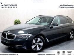 Black sapphire metallic Gebraucht 2021 BMW 520 Kombi | 31.400 € (Superpreis)