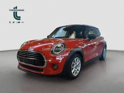 Solaris orange (metallic) Gebraucht 2020 Mini Cooper Kleinwagen | 19.480 € (Fairer Preis)