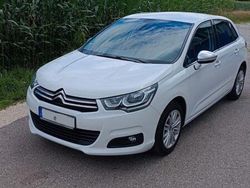 Weiß Gebraucht 2016 Citroën C4 PureTech Limousine | 7.000 € (Fairer Preis)