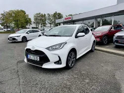 Platinumweiß metallic Gebraucht 2024 Toyota Yaris Hybrid Style Kleinwagen | 22.990 € (Superpreis)