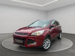 Rot Gebraucht 2016 Ford Kuga Titanium SUV | 13.999 € (Guter Preis)