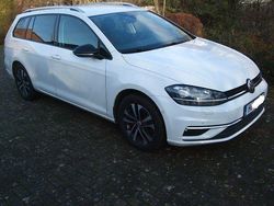 Weiß Gebraucht 2019 VW Golf VII IQ Drive Kombi | 10.950 € (Superpreis)