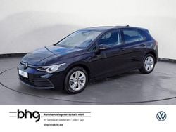 Schwarz Gebraucht 2022 VW Golf VIII Life Limousine | 19.480 € (Superpreis)