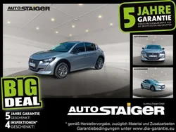 Silber Gebraucht 2023 Peugeot e-208 Allure Kleinwagen | 18.790 € (Superpreis)
