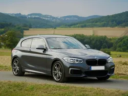 Grau Gebraucht 2017 BMW M140 M Performance Kleinwagen | 30.500 € (Fairer Preis)
