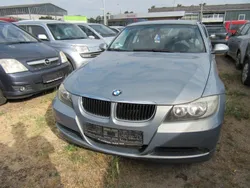 Grau Gebraucht 2007 BMW 318 Comfort Edition Limousine | 2.999 € (Superpreis)