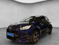 Blau Neu 2025 Toyota Yaris Hybrid Limousine | 25.690 € (Fairer Preis)