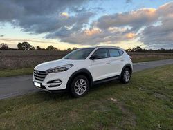 Weiß Gebraucht 2018 Hyundai Tucson Select SUV | 16.000 € (Fairer Preis)