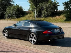 Schwarz Gebraucht 2005 Mercedes CLS350 Limousine | 8.700 € (Teuer)