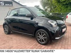 Schwarz Gebraucht 2021 Smart ForFour Electric Drive Kleinwagen | 8.400 € (Guter Preis)