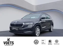 Schwarz Gebraucht 2024 Skoda Karoq Selection SUV | 30.488 € (Guter Preis)