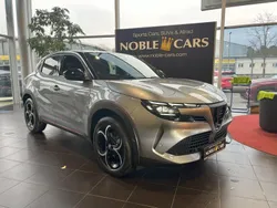 Grigio arese metallic Neu 2024 Alfa Romeo Junior Edizione Speciale SUV | 31.791 € (Fairer Preis)