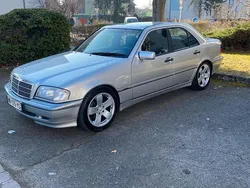 Grau Gebraucht 1998 Mercedes C220 Limousine | 3.700 €