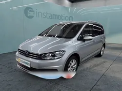 Silber Gebraucht 2024 VW Touran Comfortline Van / Kleinbus | 34.850 € (Fairer Preis)