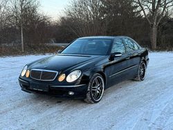 Schwarz Gebraucht 2005 Mercedes E320 Sport Limousine | 4.990 € (Guter Preis)