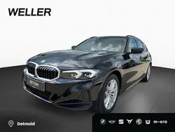 Schwarz Gebraucht 2023 BMW 318 Comfort Edition Kombi | 27.990 € (Superpreis)